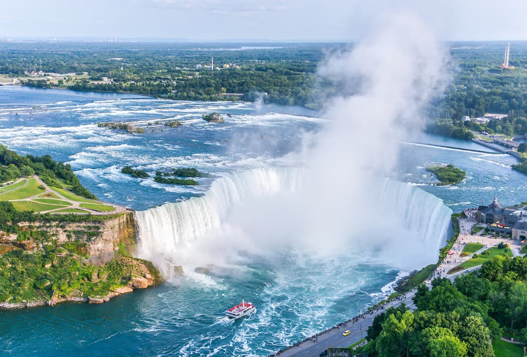 300 Cool Niagara Falls Captions for Instagram + Niagara Falls Quotes